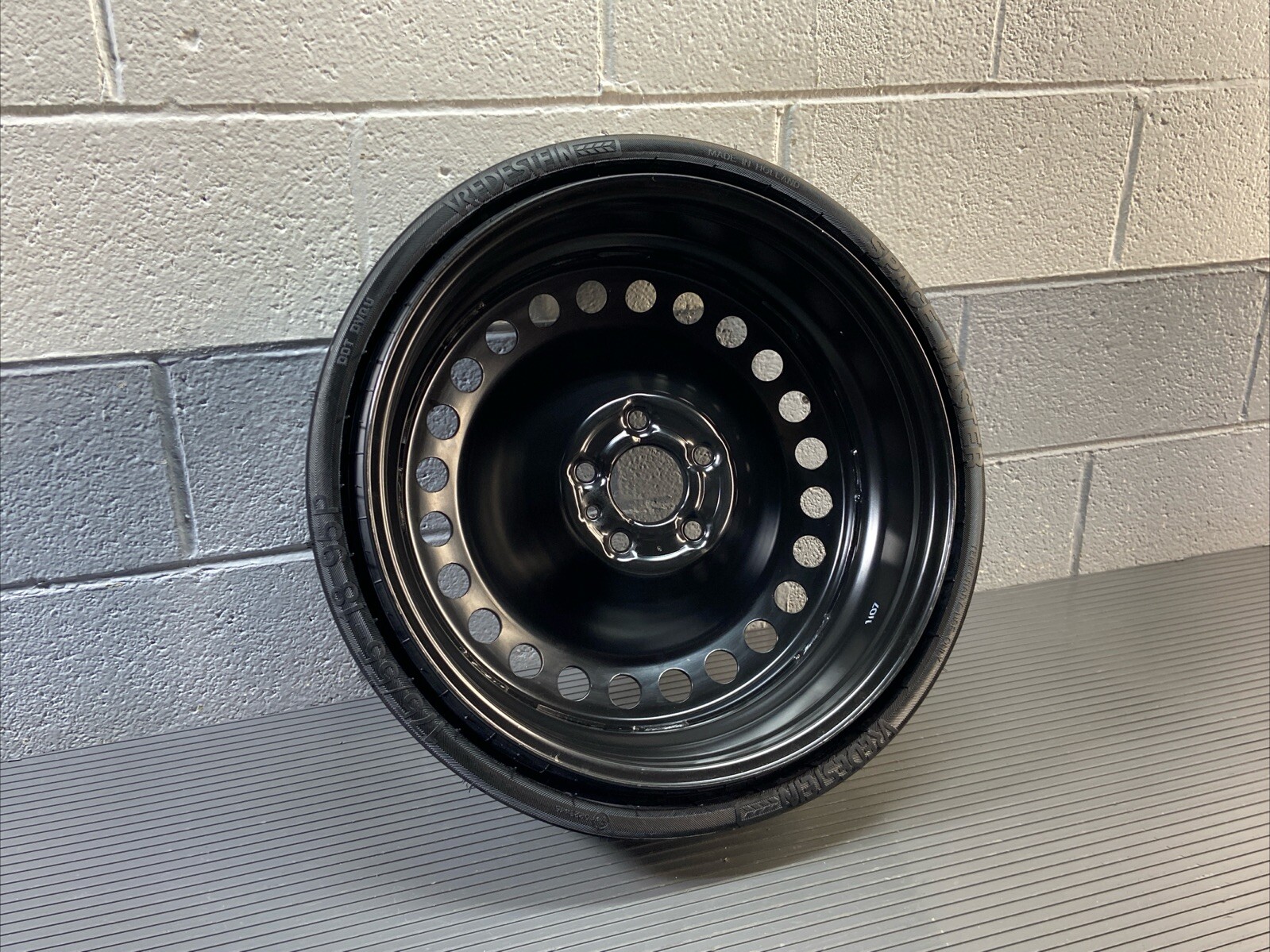 2017-2023 Maserati Ghibli M157 Spare Emergency Wheel Rim 6 x 18 ET0 OEM