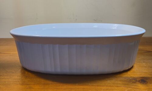 Corning Ware French White Casserole Dish F-2-B 2.8 Liter 3 qt No Lid EUC - Picture 2 of 7