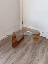 Brand New Abstract Glass Coffee Table Brown Base Triangular Shape 16 x 22 x 32