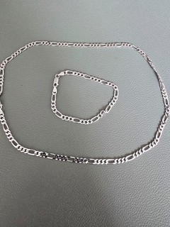 Silberkette und Armband als Schmuckset in925/ Silber Gewicht 22 gr.