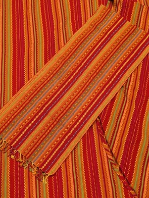 Set 2 Tablecloths & 1 Runner Oval Rectangle Fiesta Southwestern Red Bright 