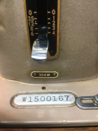 Singer 306W Sewing Machine with Trapezoid Carry Case & Some Extras! - Picture 3 of 6