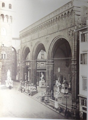 PHOTO FLORENCE LOGGIA DEI LANZI 19TH CENTURY ALBUMIN VARTON LAMINATED N 722 A704