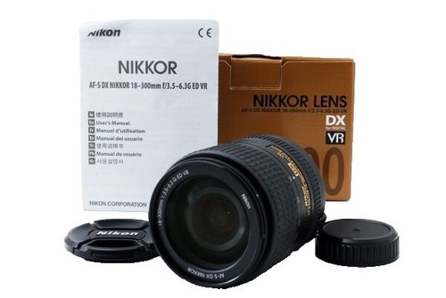 Nikon AF-S DX NIKKOR 18-300mm f/3.5-5.6G ED VR High-Power Zoom
