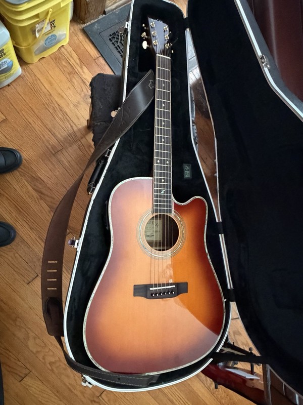 Zager Easy Play ZAD900CE Sunburst Acoustic Electric Guitar designed by Martin