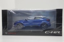 J0926(12) T* 1/30 C-HR for Miniature Car Color Sample(8) 2PR White x Blue