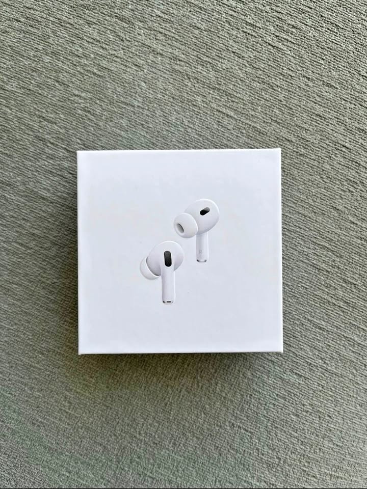 Apple AirPods Pro 3 Wireless Earbuds - up to 4x more Active Noise Cancellation