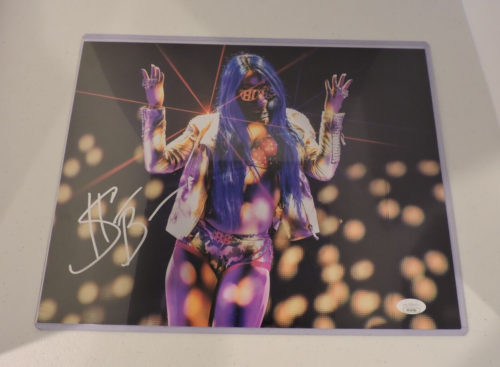 Sasha Banks Autograph Signed 11x14 Photo - Wrestling Superstar (JSA COA) - Picture 1 of 4