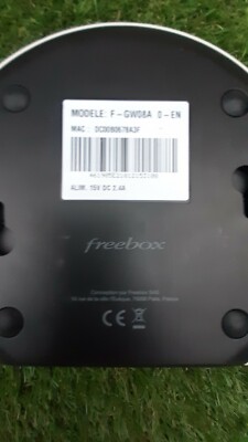 Support Mural Compatible freebox Pop Serveur pour Montage Mural (2024-Actuel Wi-FI 7