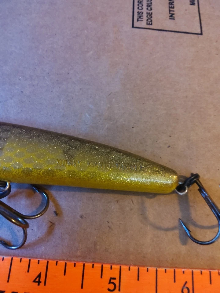 Señuelo Musky Mania Jake J6 marrón/dorado Foto 2 de 4