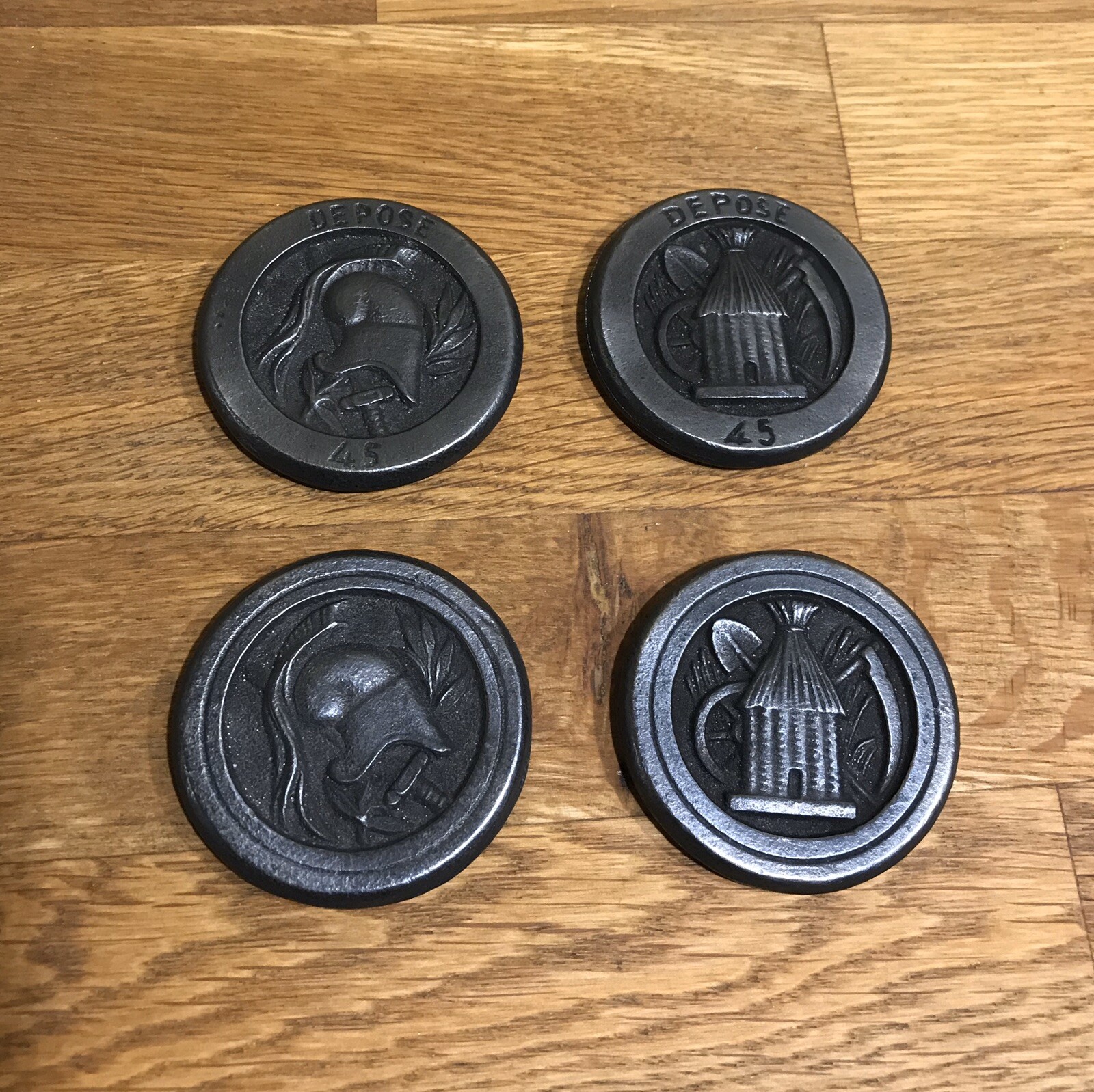 4 Palets en Fonte 45mm pour Jeu de la Grenouille et Tonneau de Comptoir Traditional
