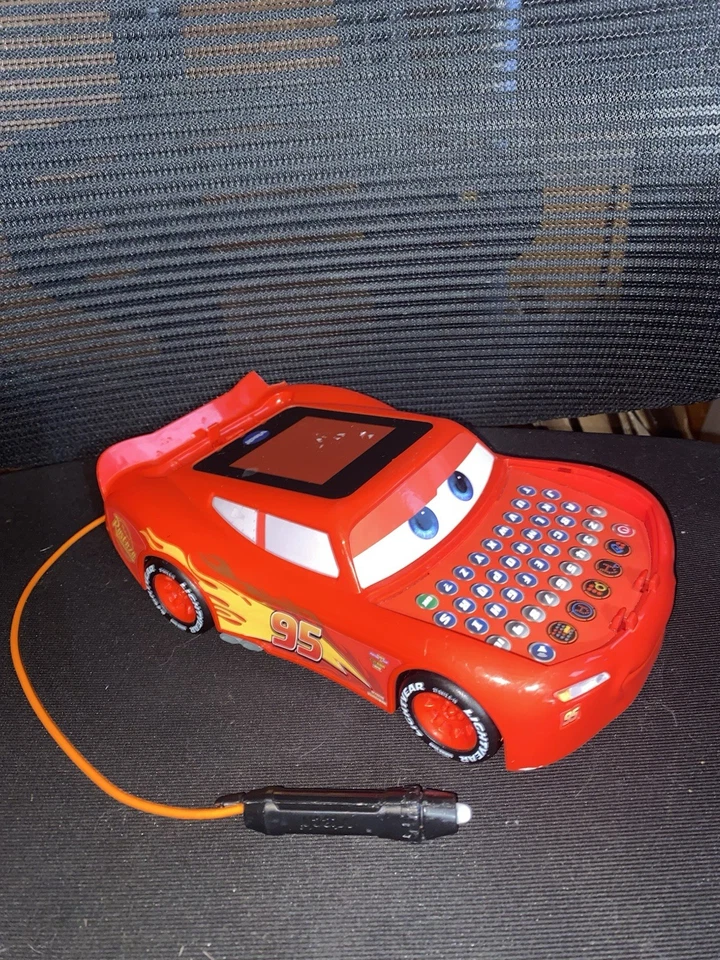 VTech Disney Pixar Cars 3 Lightning McQueen Learn & Go Handheld Video Game Works - Image 2 of 3