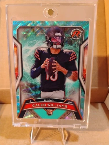 2024 Topps Resurgence - Rookies Caleb Williams Aqua Surge Refractor /249