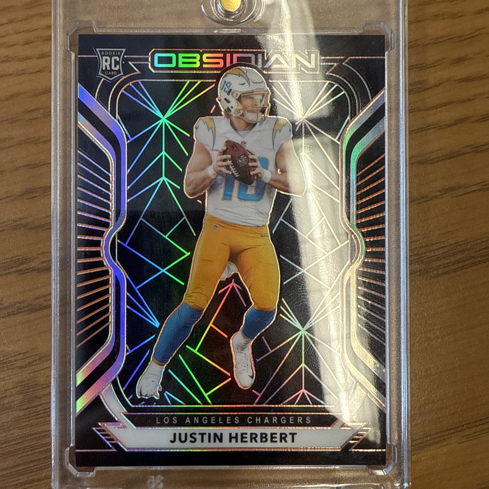 2020 Panini Obsidian - Rookies Justin Herbert #104 (RC)