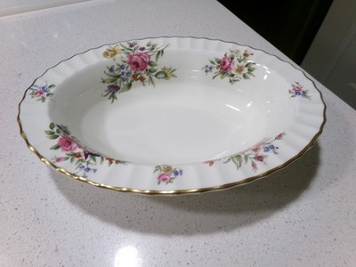 ROYAL WORCESTER ROANOKE OVAL SERVING BOWL