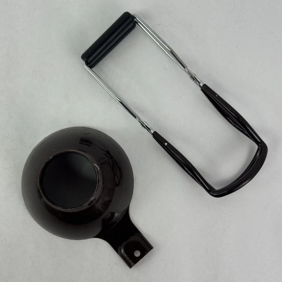 Коричневая пластиковая консервная воронка Norpro и подъемник банок с коричневой ручкой - Изображение 3 из 4