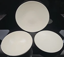 3 Pc Crate & Barrel Craft Linen Dinner Salad Plate All Purpose Bowl Lot Dish Set