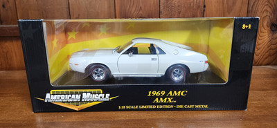 American Muscle 1969 AMC AMX 1:18 Scale Diecast New White/Blue Stripes 32284