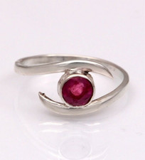 Beautiful 925 Sterling Silver RUBY Facet Cut Red Gemstone Ring Statement ring