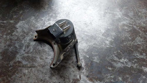 LAND ROVER DISCOVERY 3 L319 2.7 TDV6 DIESEL ELECTRONIC TURBO ACTUATOR 4146R013