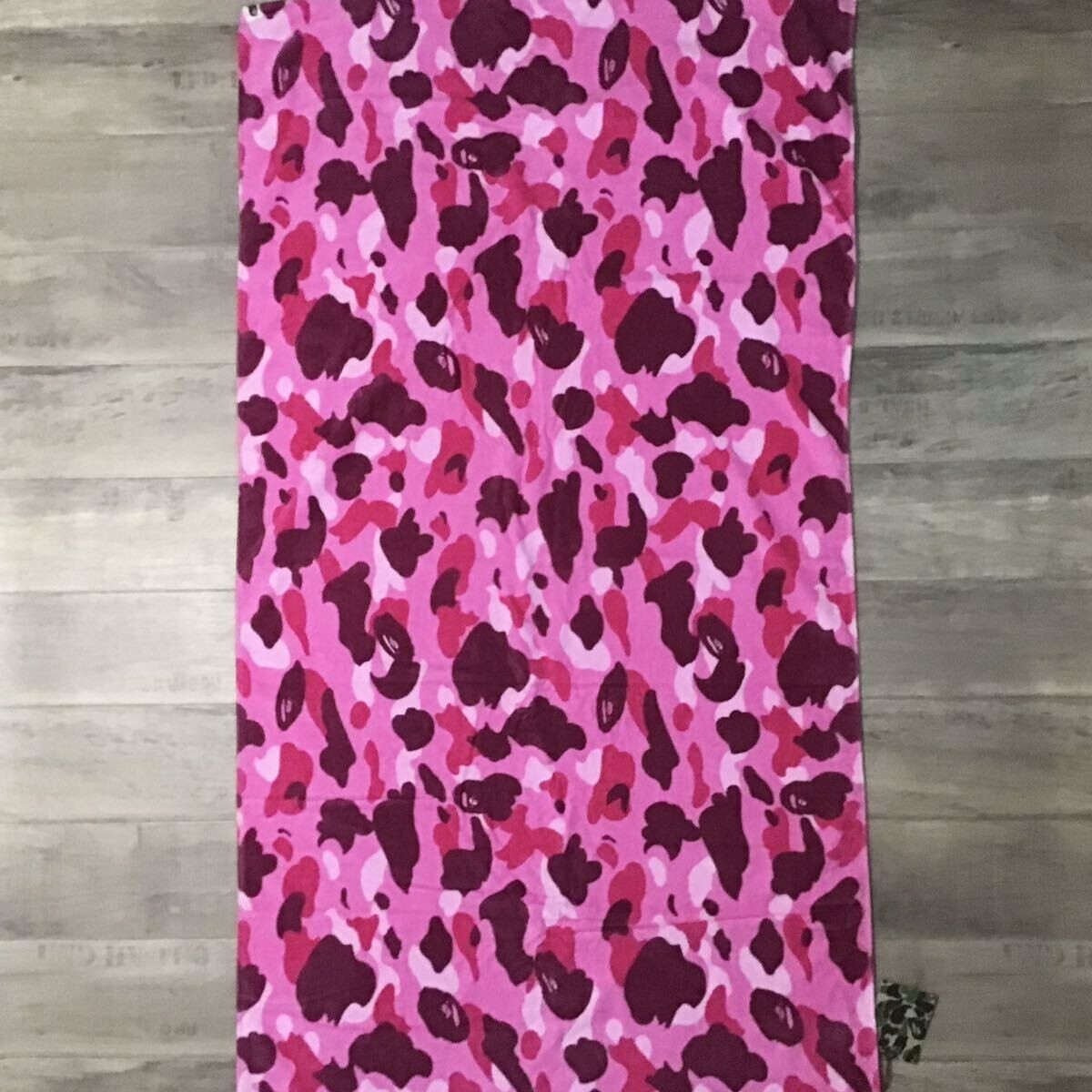 A BATHING APE ビーチタオル　カモ　ピンク BAPE Pink camo Big Beach Towel a bathing ape NIGO | eBay