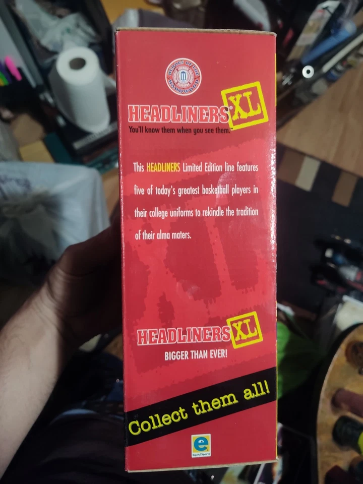 Shaquille O'Neal 1999 Headliners XL Firmado con Uniforme CofA LSU - Autografiado Foto 4 de 4