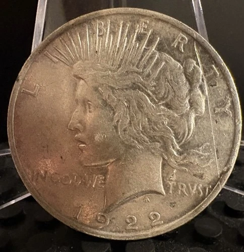 1922 Philadelphia Peace Silver Dollar 90% Silver Bullion (ASW .7734 Troy Oz)