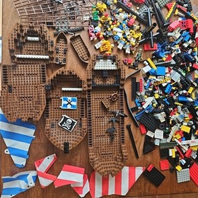 LEGO Pirates: Black Seas Barracuda (6285) & Pirates 6274 Caribbean Clipper Read