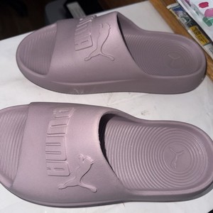 Puma Casual Comfort Slip On Sandal Slide Women's Size 8 Pre-Love Condition