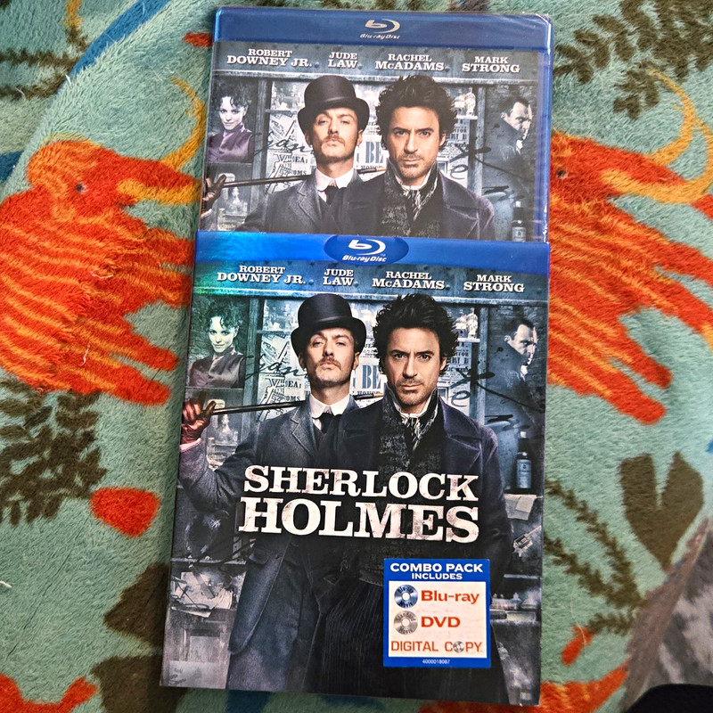 Sherlock Holmes Blu-ray Combo Pack + Digital Copy PG-13 128 min Guy Ritchie