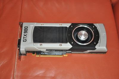 Grafikkarte EVGA GTX 980 4GB im Referenz - Design / inkl. Backplatte 2982-KR