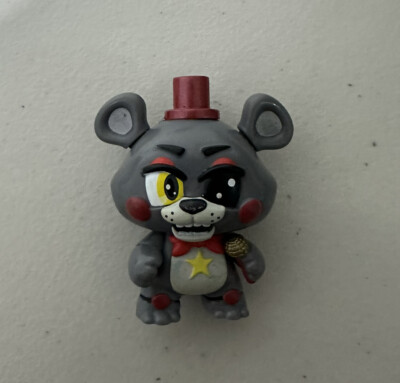  Five Nights at Freddy's Pizza Simulator - Lefty Collectible  Figure : Toys & Games