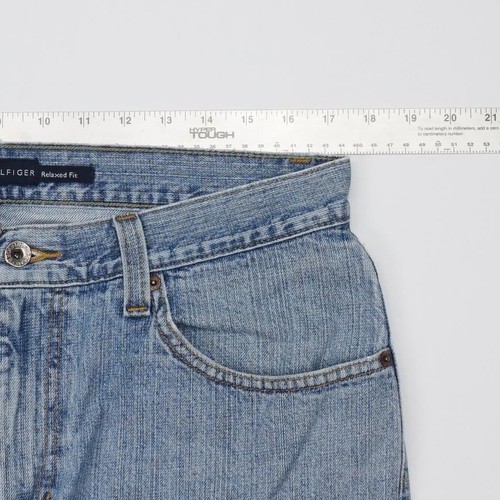 TOMMY HILFIGER Relaxed Fit Distressed Jeans Light Wash Denim Mens 33x30 - Picture 7 of 11
