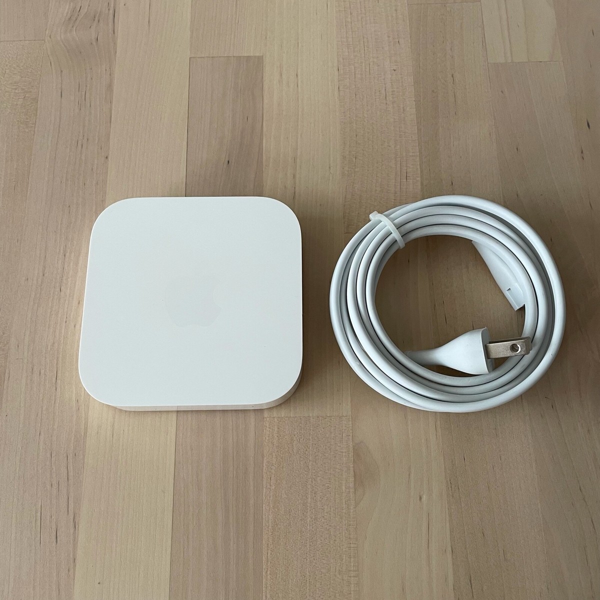 Apple - maru  large_cc84b617-aadb-41bd-90f6-