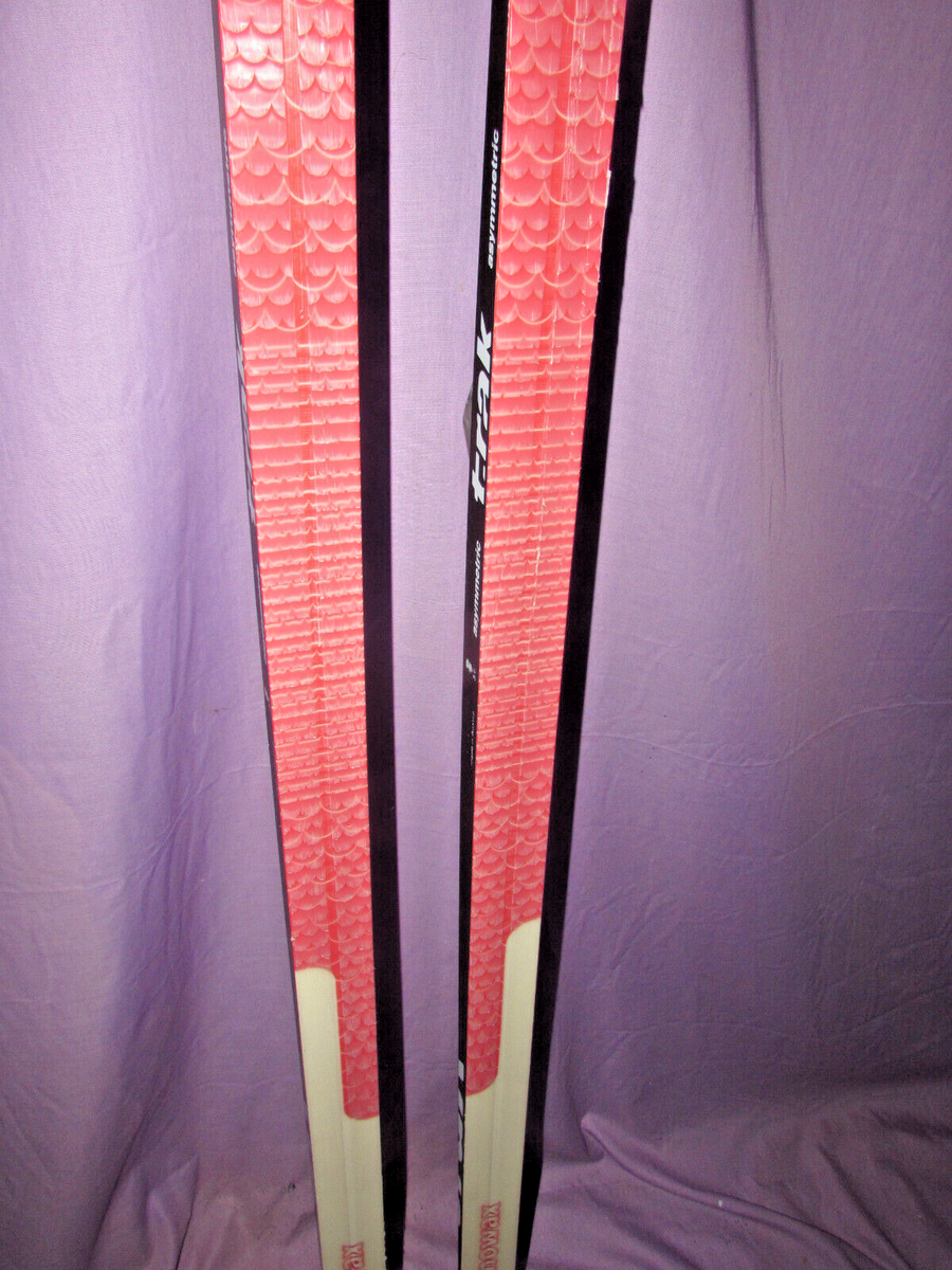 TRAK T-1000 Trail cross country xc skis 200cm with Salomon TRAK T-1000 Trail cross country xc skis 200cm with Salomon