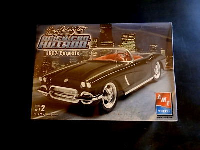Model Kit 1962 Chevrolet Corvette AMT American Hot Rod 1:25