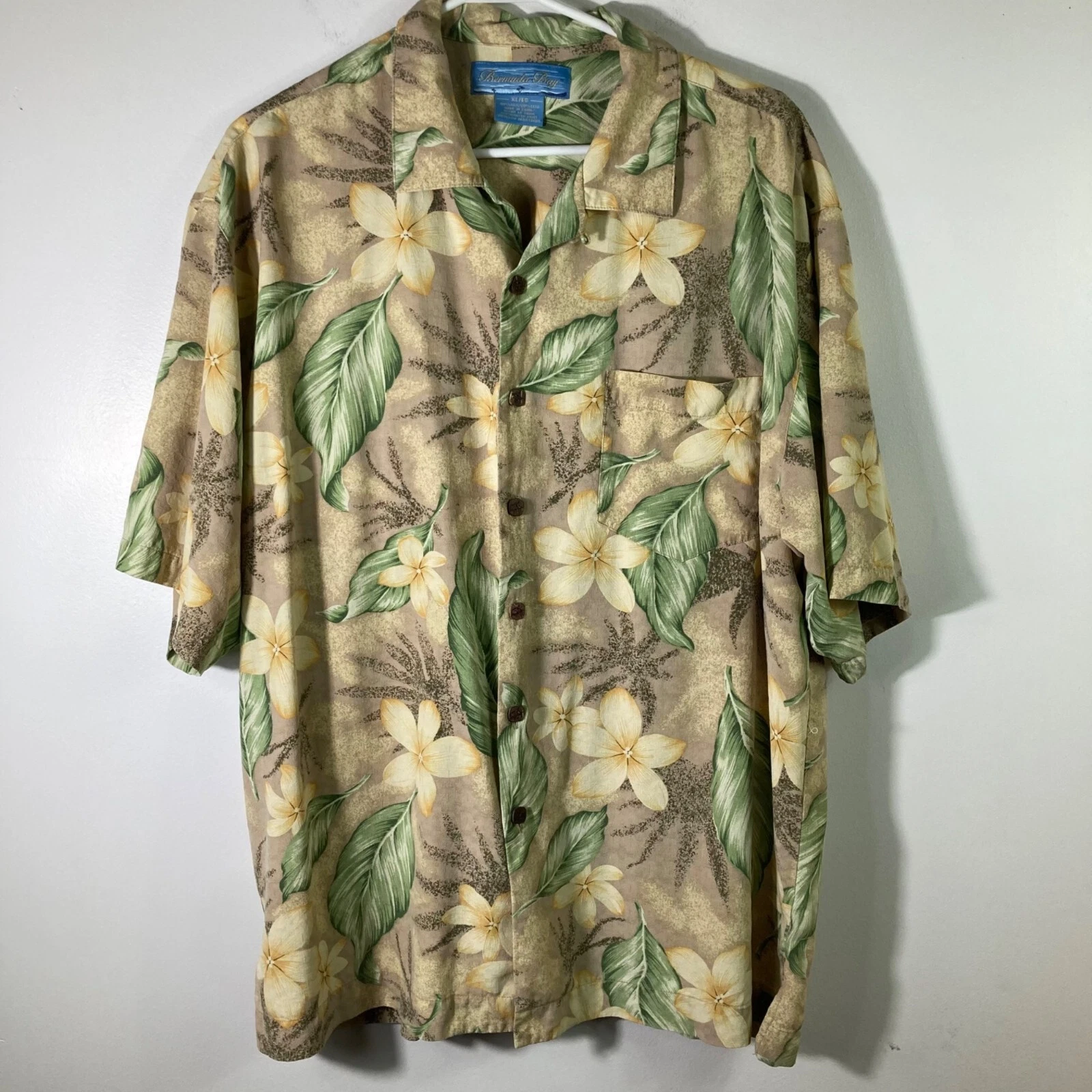 Mens Bermuda Bay Silk Hawaiian Shirt Floral Tan Yellow Green XL