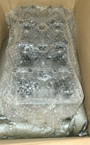 YF1Z-6049-JA Cylinder Head Left With 12 Valves 2000 Sable Taurus 3.0L V6 - Picture 9 of 10