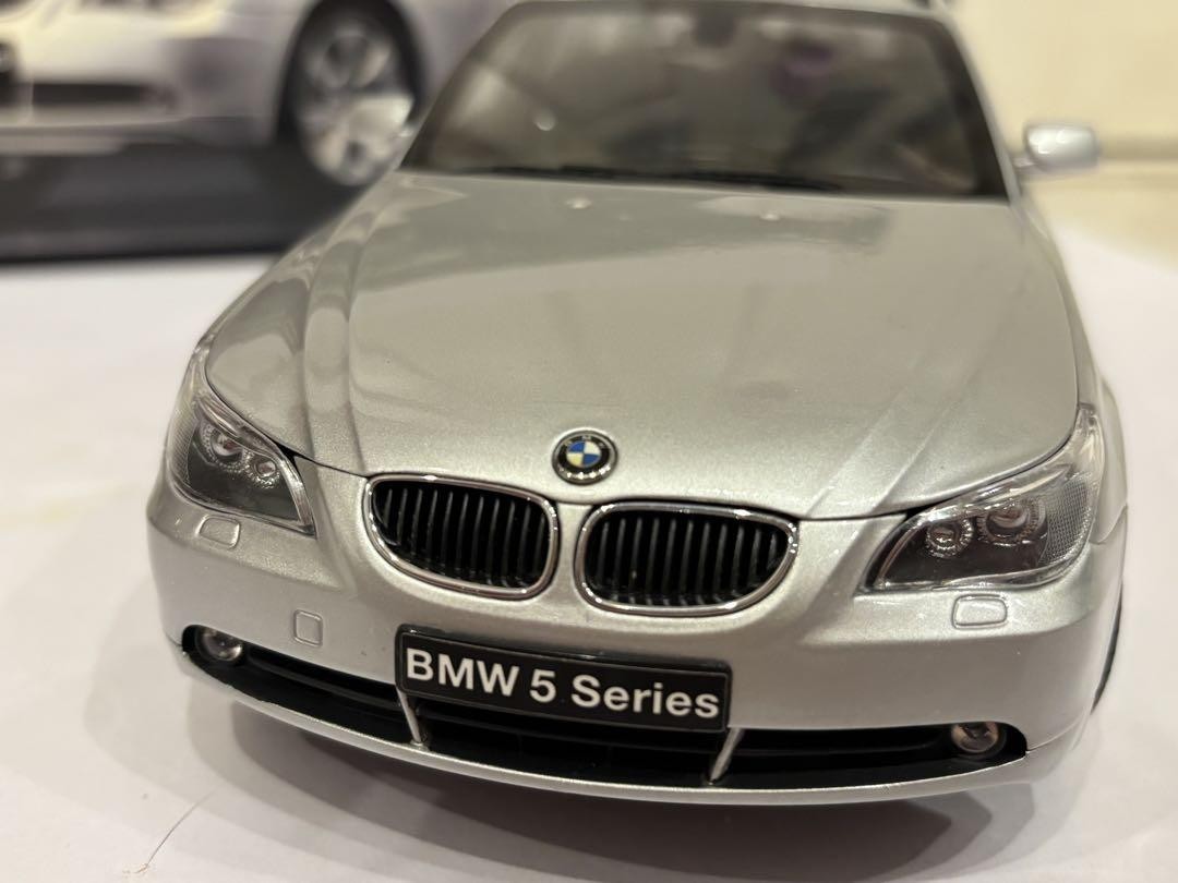 BMW 545i touring E61 silver ミニカー 京商 1/18 BMW 545i Touring E61 Silver Kyosho 1/18 Luxury Estate Model