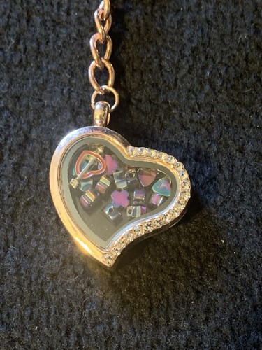 Rose Gold Heart Locket Keychain Keyring with Mini Heart Charms - Picture 2 of 7