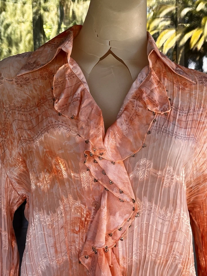 Blusa Pretty Angel Flores en relieve Volantes con cuentas Mezcla de seda Melocotón Arrugado Talla L Foto 4 de 4