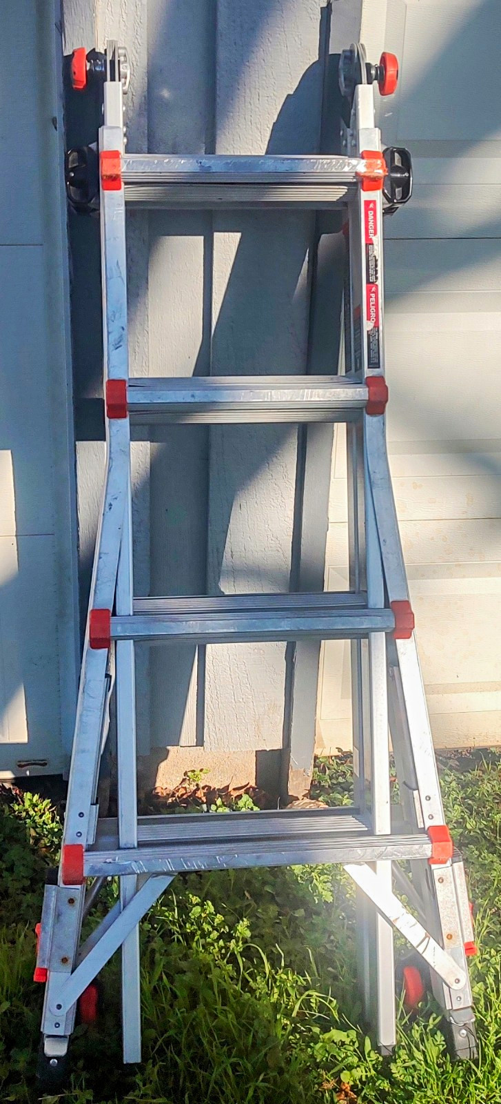 Little Giant Leveler Ratchet Adjustable Multi-Position Folding Ladder
