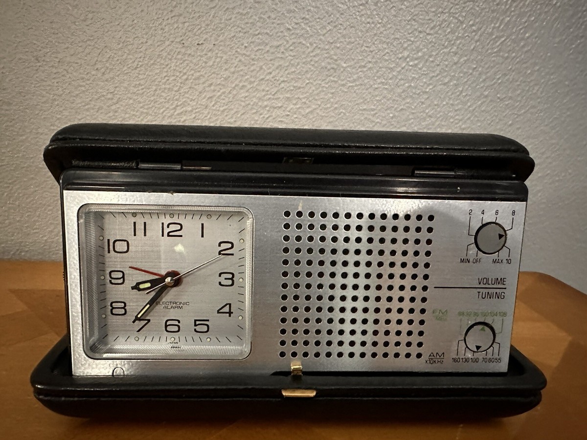 Vintage DiLana MCM Travel Clock Radio AM/FM Rare Tested Works Read