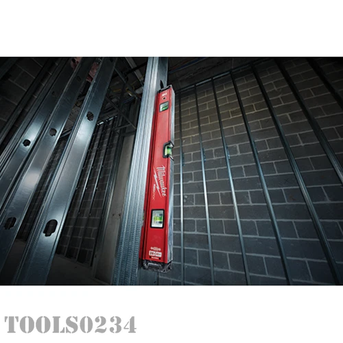 32" Magnetic Box Level MLBXM32 REDSTICK BACKBONE Milwaukee - Image 3 of 4