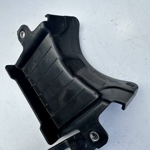 KTM Duke 390 200 2022 Under fender guard flap plastic bracket - Picture 5 of 10