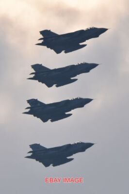 FOTO FLUGZEUG TORNADO ''RUN & BREAK'' NR2. Marham 28-2-19 Four Royal Air Force