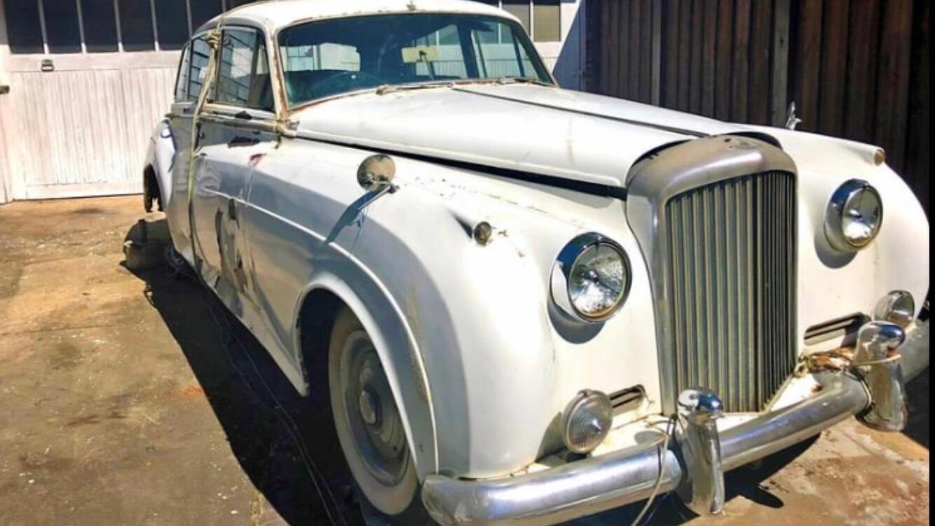 SILVER CLOUD ROLLS ROYCE, BENTLEY SWITCH, LARGEST USED 1955-65 PARTS INVENTORY
