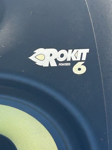 KRK SYSTEMS ROKIT RPG2 POWERED 6 STUDIO MONITOR - Picture 4 of 10