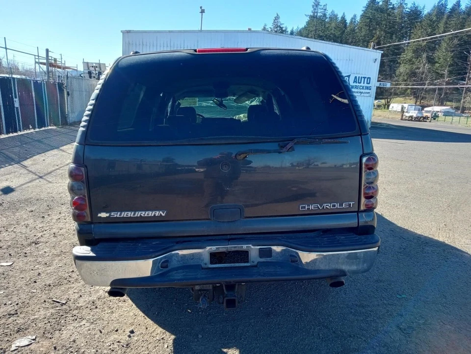 Used Left Sun Visor fits: 2005 Chevrolet Suburban 1500 illuminated Left Grade A - Image 3 of 4