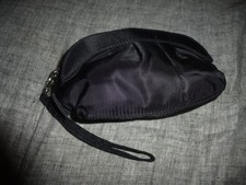 agnes b. Make-Up Kosmetik Tasche Schminktasche Kulturtasche schwarz klein rund